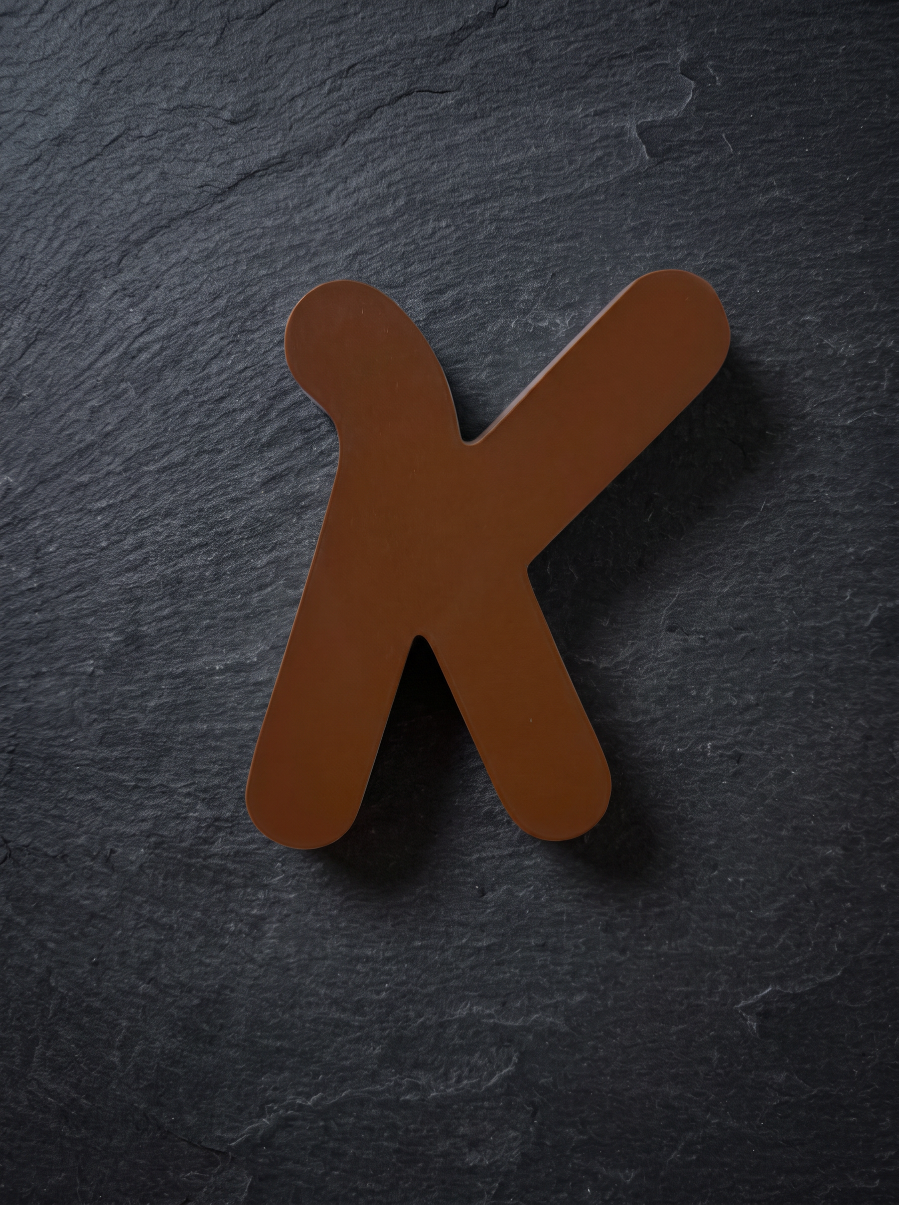 Lettera K — finitura rame